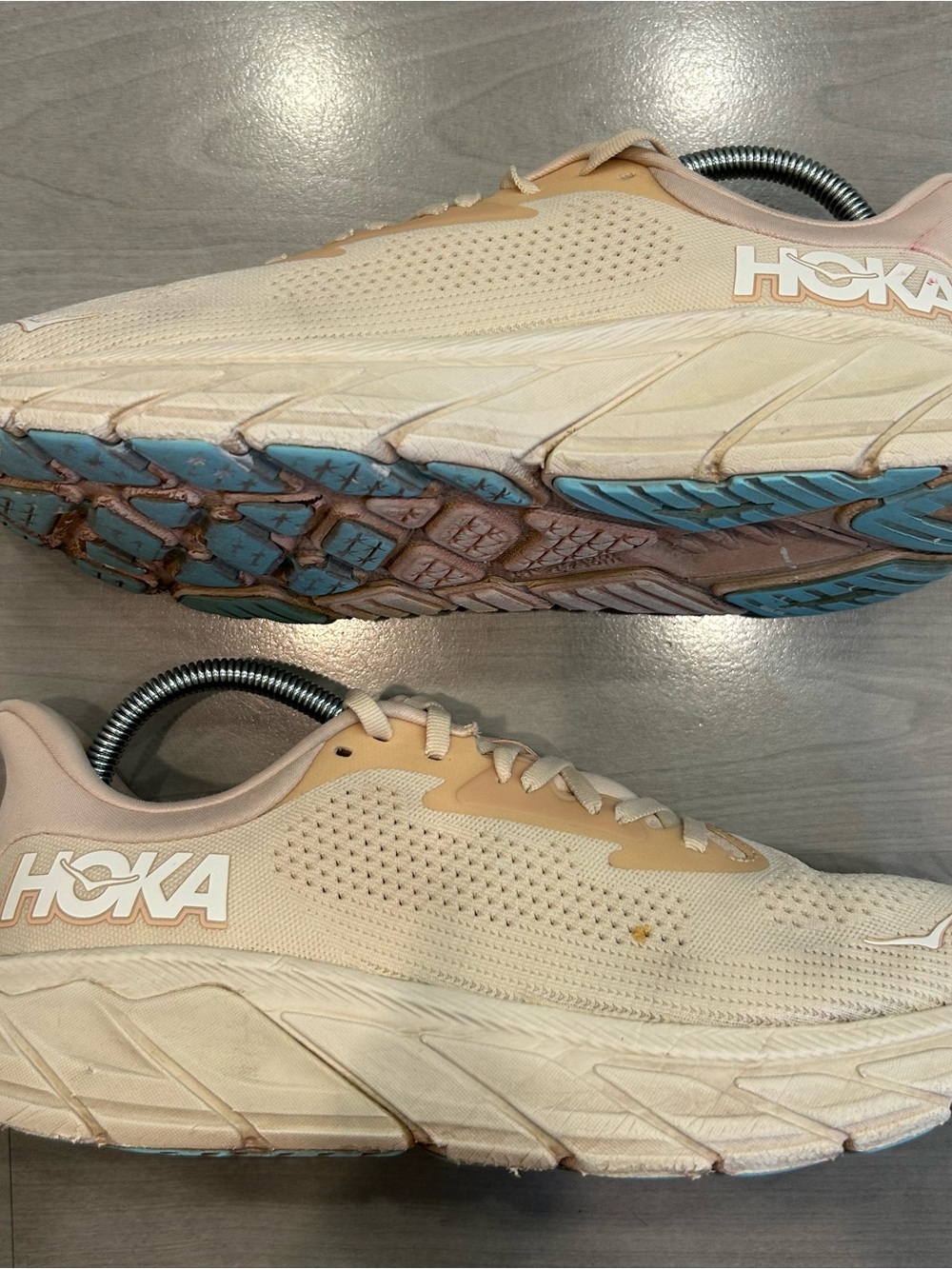 Hoka One One Arahi 7 Women's Running Shoes Sneakers Size 10 B Vanilla Cream